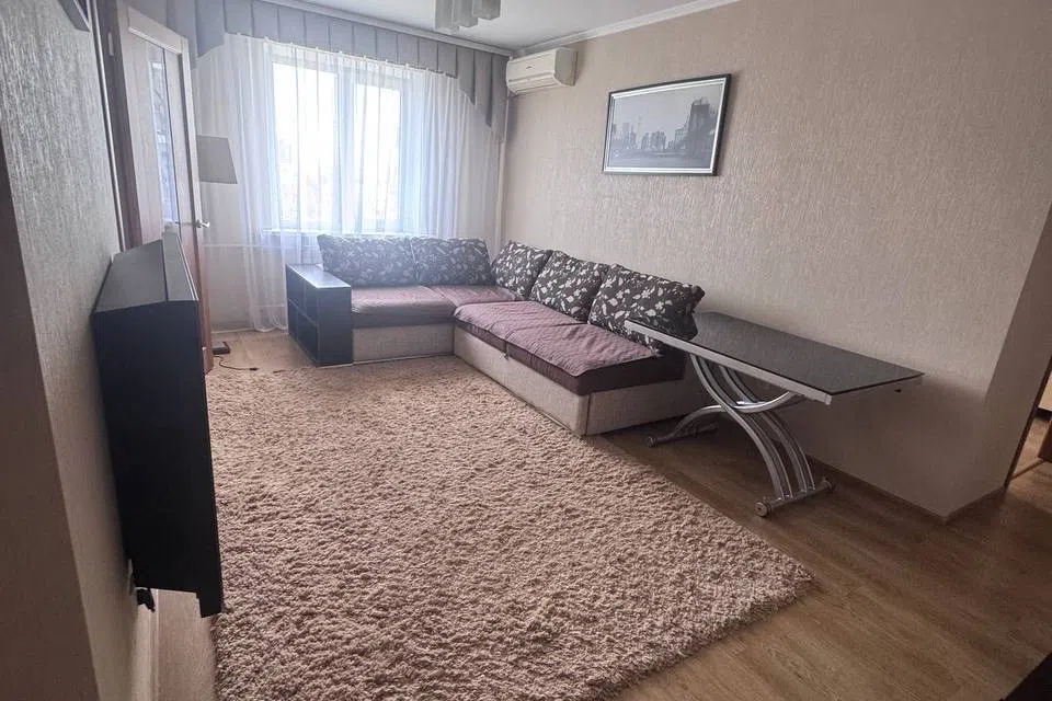 Продаётся 3-комнатная квартира, 62 м²