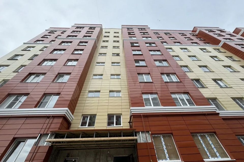 Продаётся 1-комнатная квартира, 42 м²