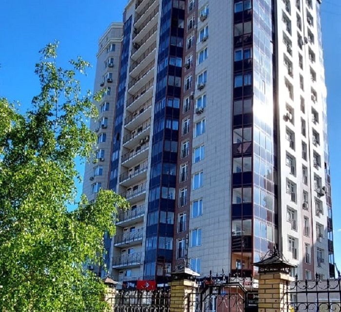 Продаётся 1-комнатная квартира, 43 м²