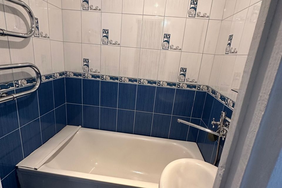 Продаётся 3-комнатная квартира, 65 м²