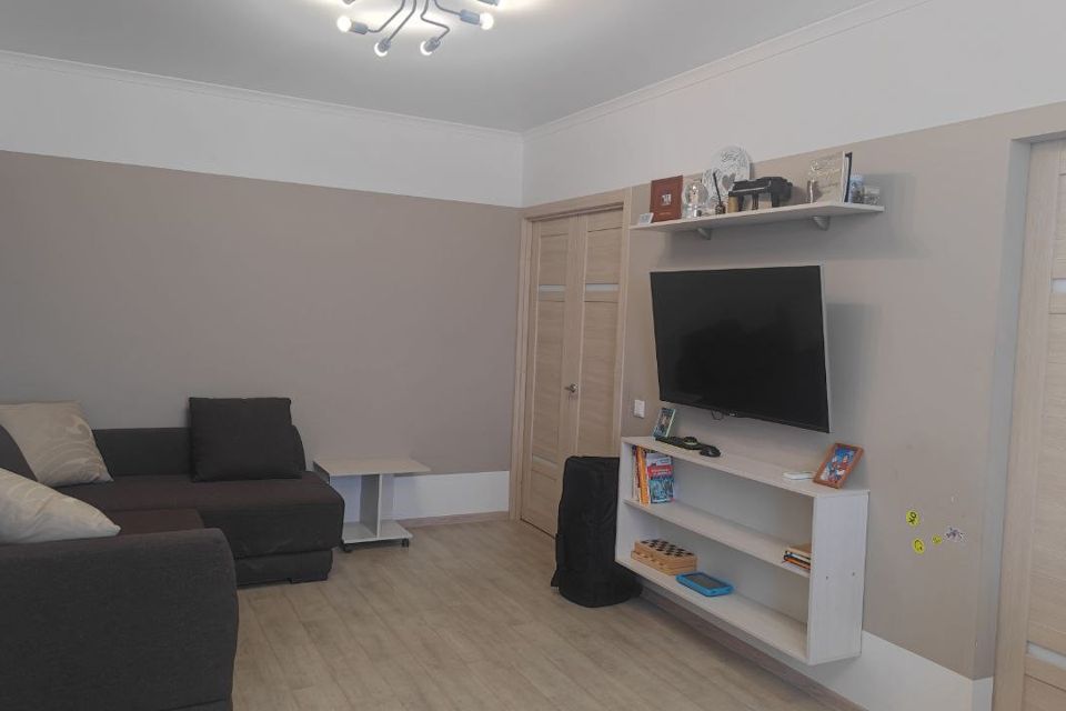 Продаётся 2-комнатная квартира, 57.3 м²
