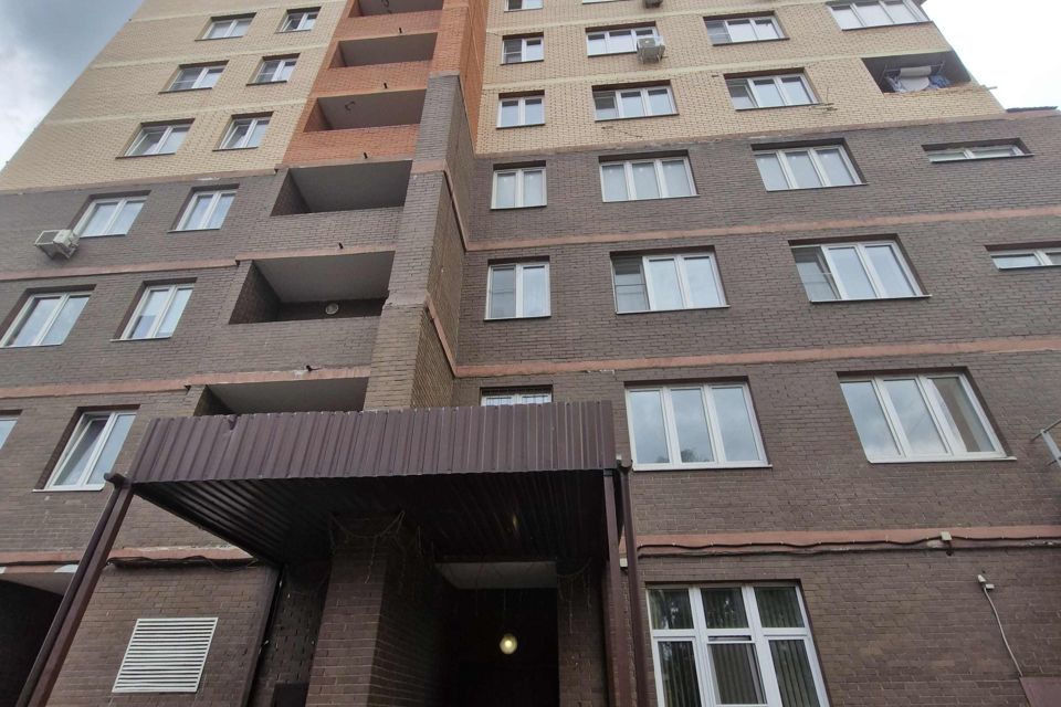 Продаётся 2-комнатная квартира, 56.8 м²