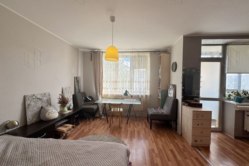 Продаётся 1-комнатная квартира, 43.6 м²
