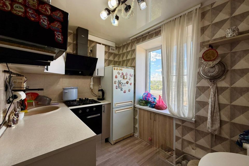 Продаётся 3-комнатная квартира, 58.7 м²