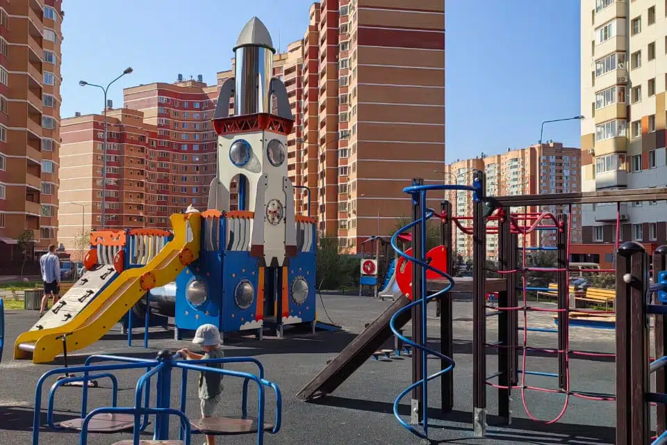 Продаётся 2-комнатная квартира, 55.6 м²