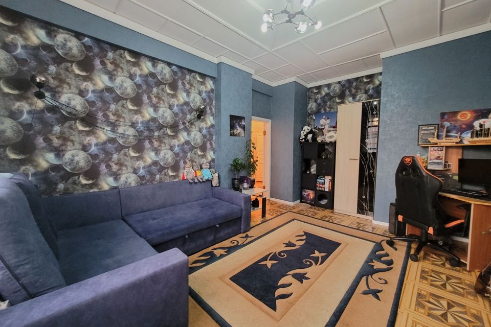 Продаётся 4-комнатная квартира, 83.8 м²