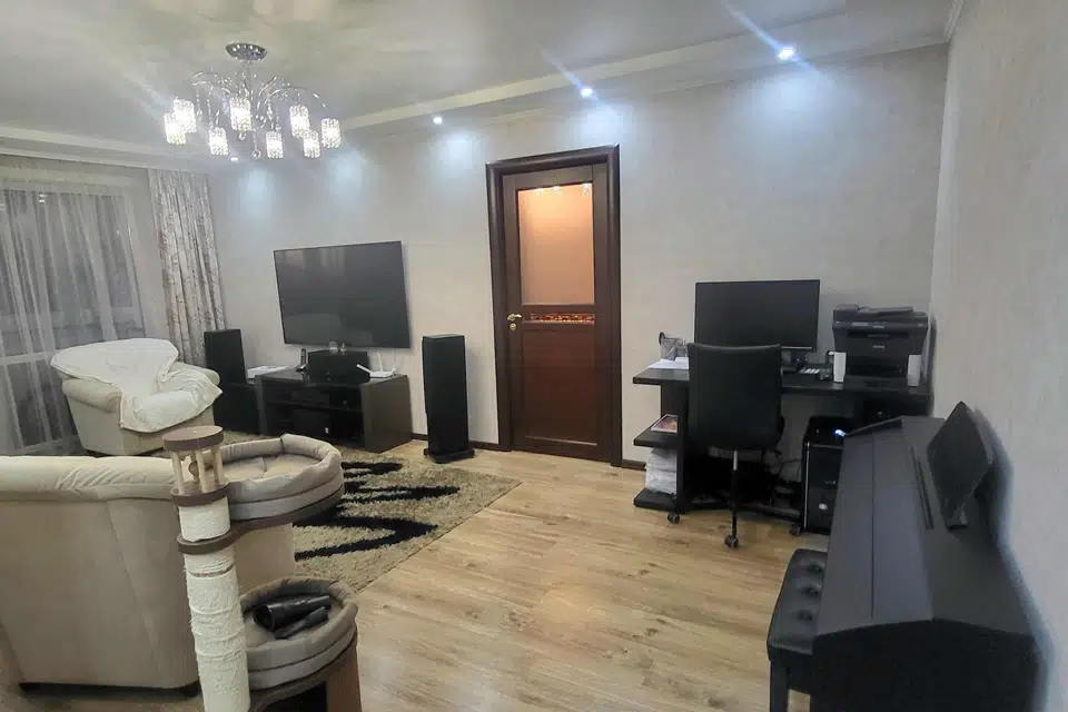 Продаётся 3-комнатная квартира, 71 м²