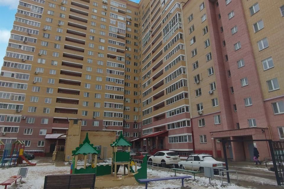 Продаётся 2-комнатная квартира, 60 м²