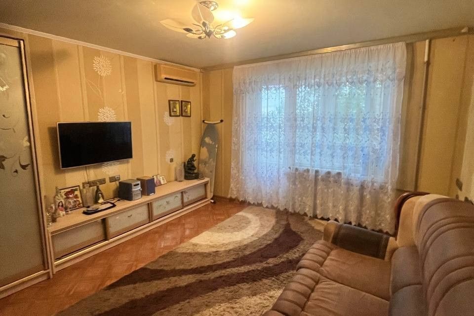 Продаётся 3-комнатная квартира, 63 м²