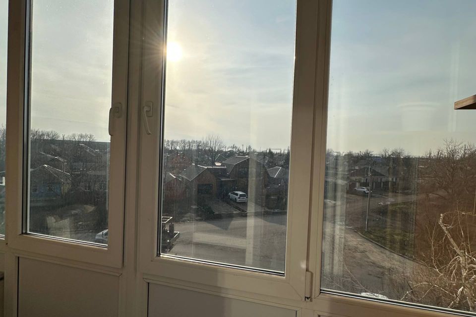 Продаётся 3-комнатная квартира, 57.6 м²