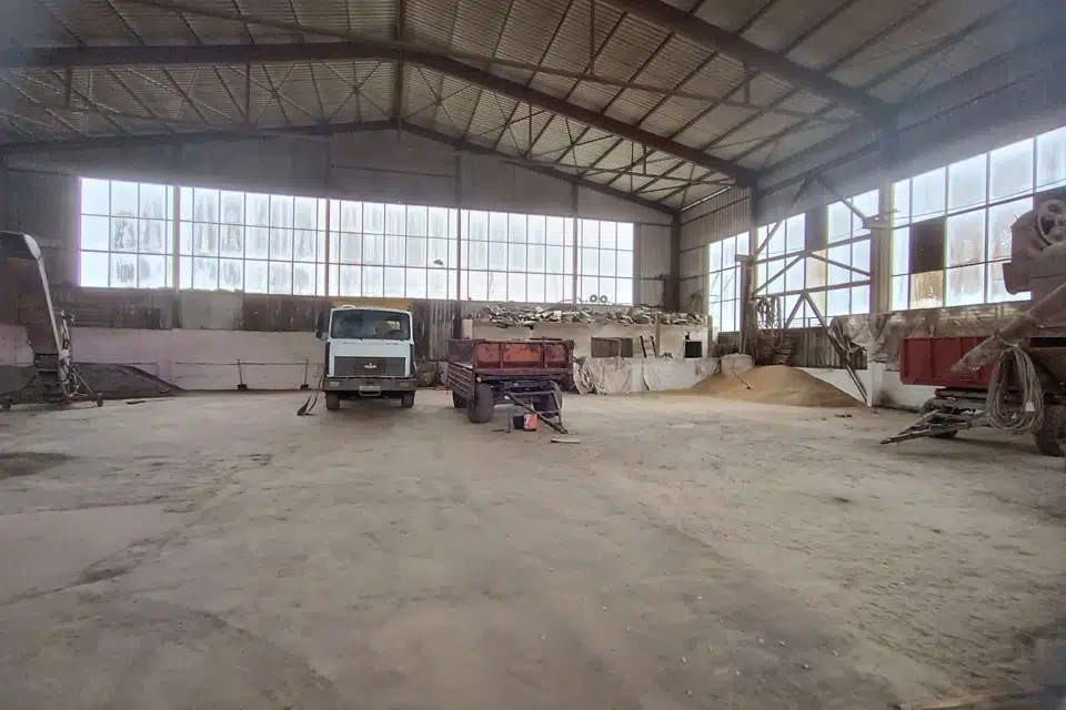 Продаётся помещение своб. назначения, 100 м²