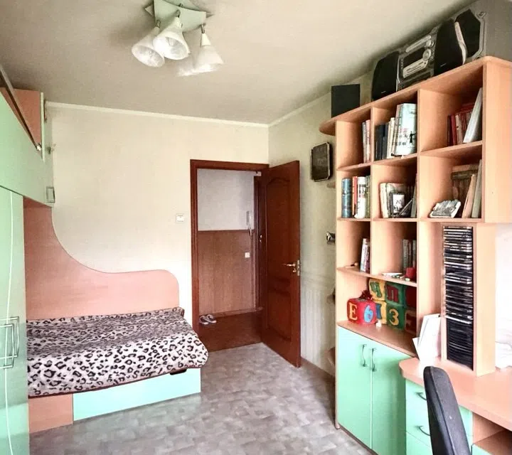 Продаётся 3-комнатная квартира, 66 м²