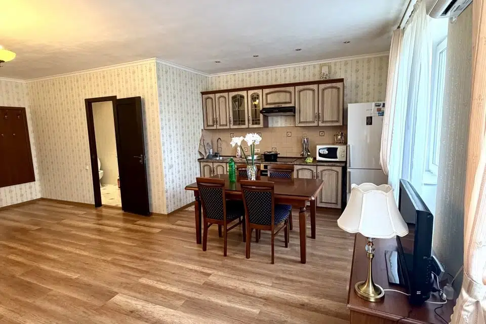 Продаётся 1-комнатная квартира, 46 м²