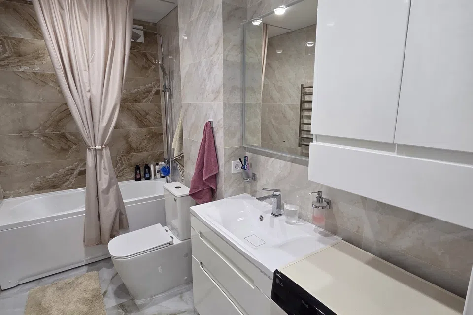 Продаётся 1-комнатная квартира, 38 м²