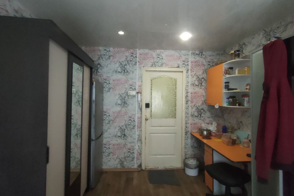 Продаётся комната в 1-комн. квартире, 12.4 м²