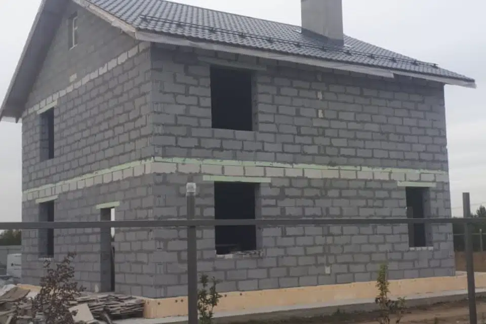 Продаётся 2-этажный дом, 200 м²