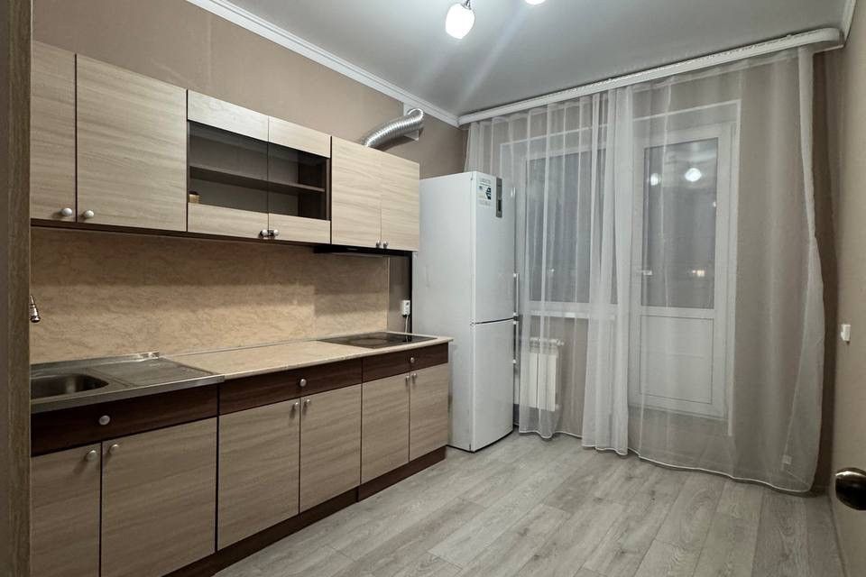 Продаётся 1-комнатная квартира, 37.4 м²