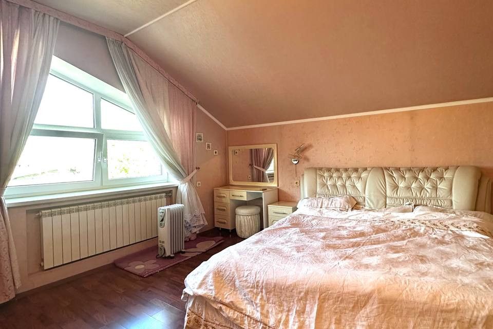 Продаётся 3-этажный дом, 311.5 м²