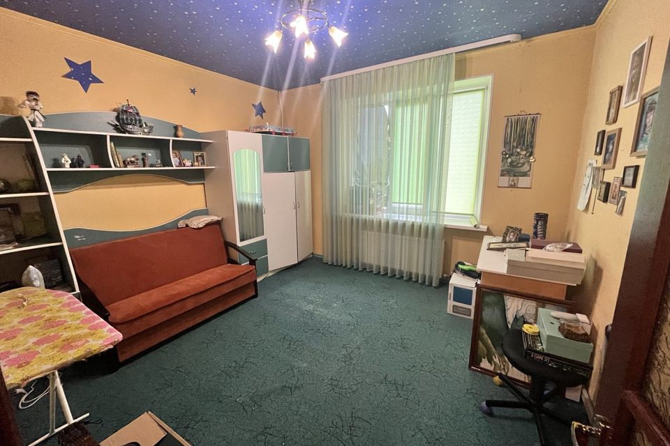 Продаётся 3-комнатная квартира, 70 м²
