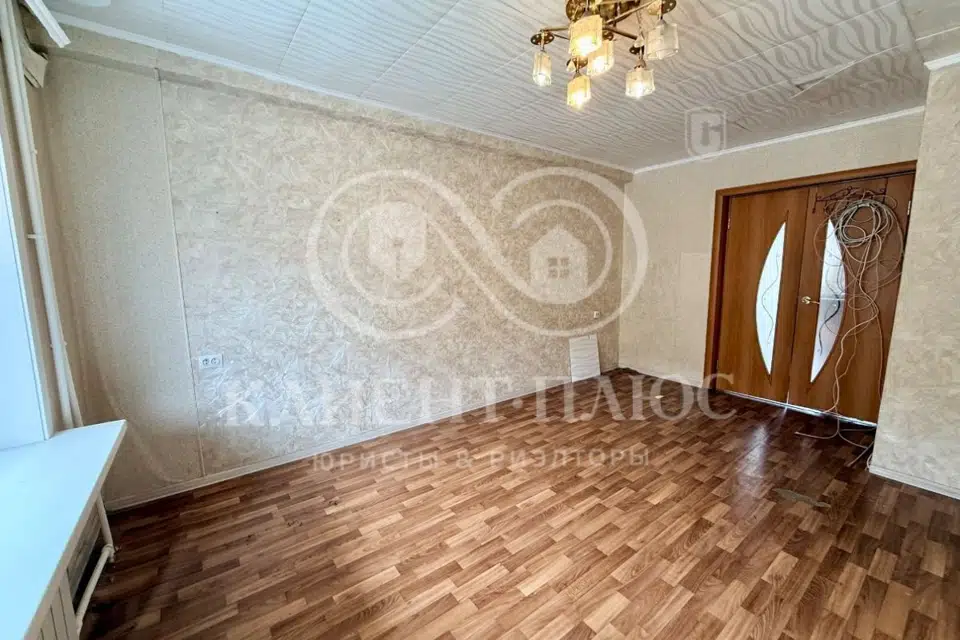 Продаётся 2-комнатная квартира, 42.4 м²