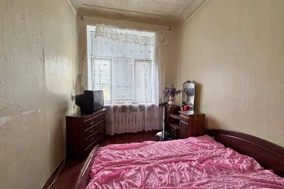 Продаётся 4-комнатная квартира, 98.9 м²