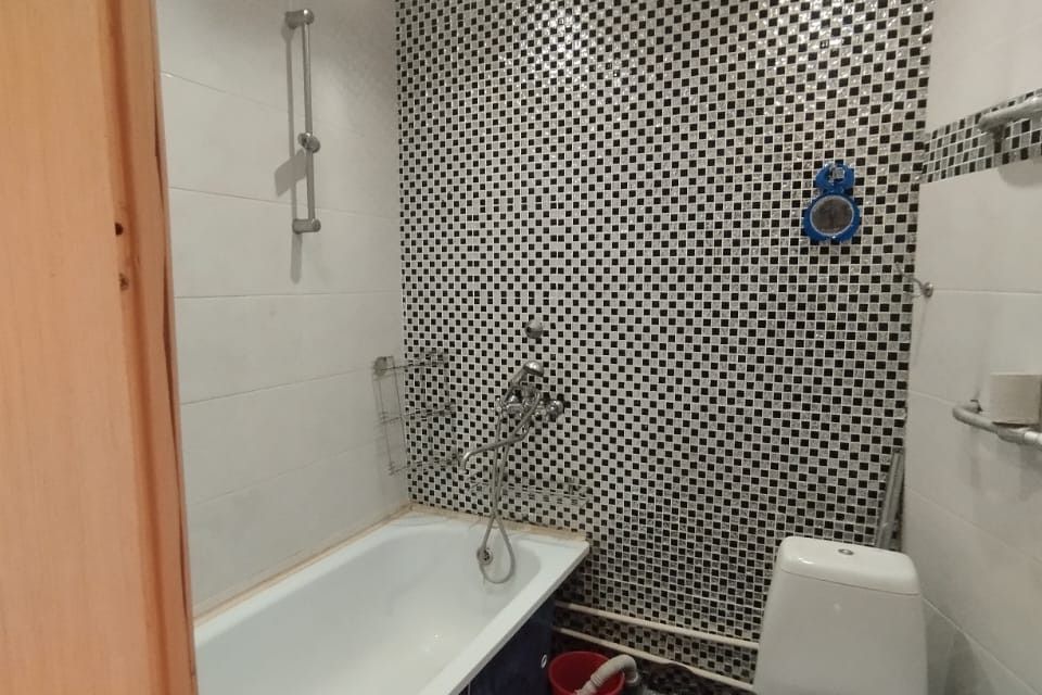 Продаётся 1-комнатная квартира, 38 м²