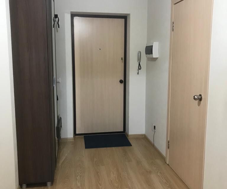 Продаётся 1-комнатная квартира, 42 м²