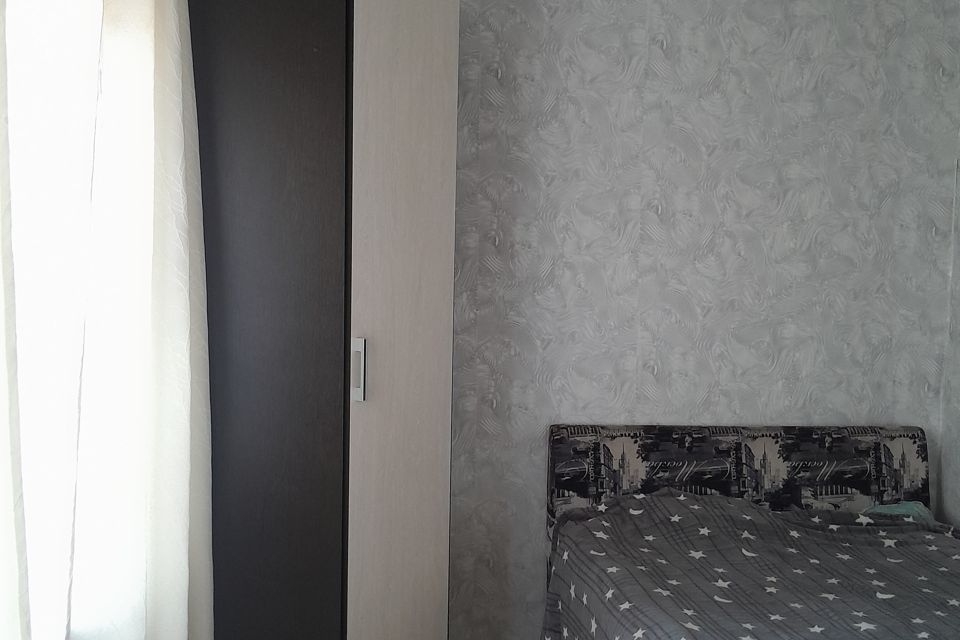 Продаётся 3-комнатная квартира, 54.5 м²