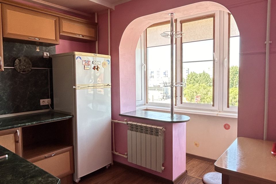 Продаётся 2-комнатная квартира, 42.3 м²