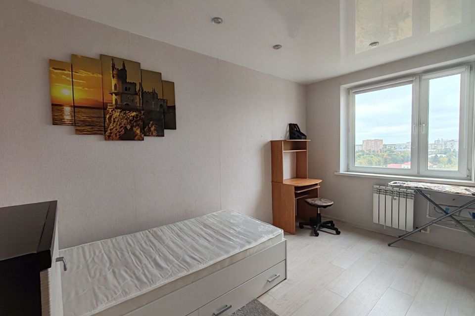 Продаётся 2-комнатная квартира, 63.8 м²