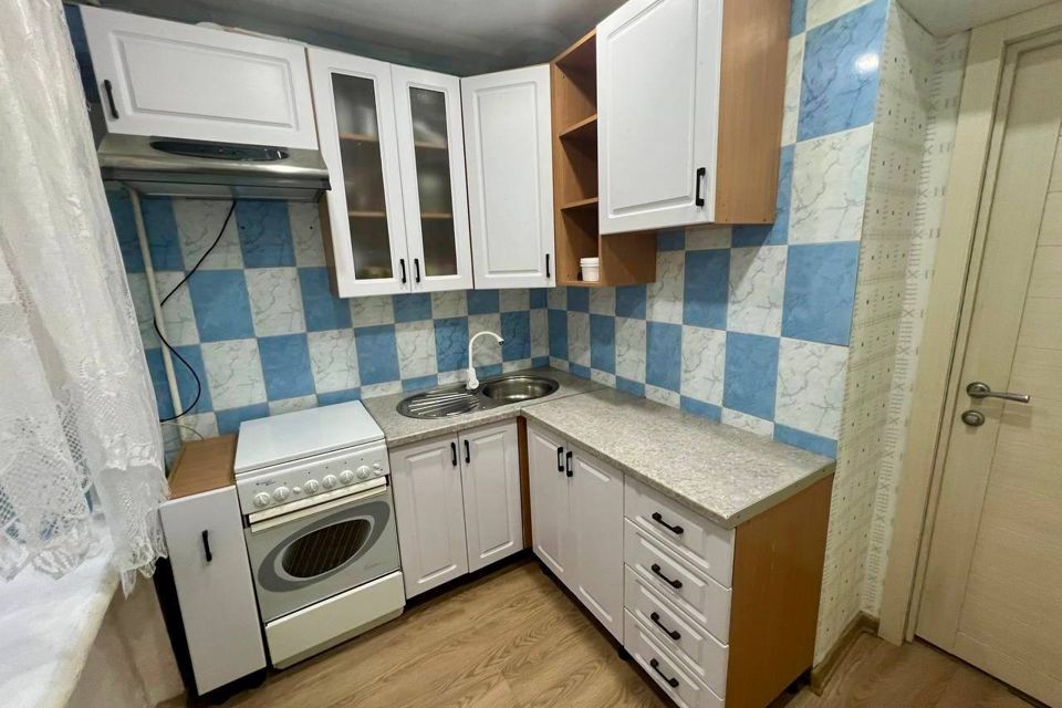 Продаётся 3-комнатная квартира, 58.3 м²