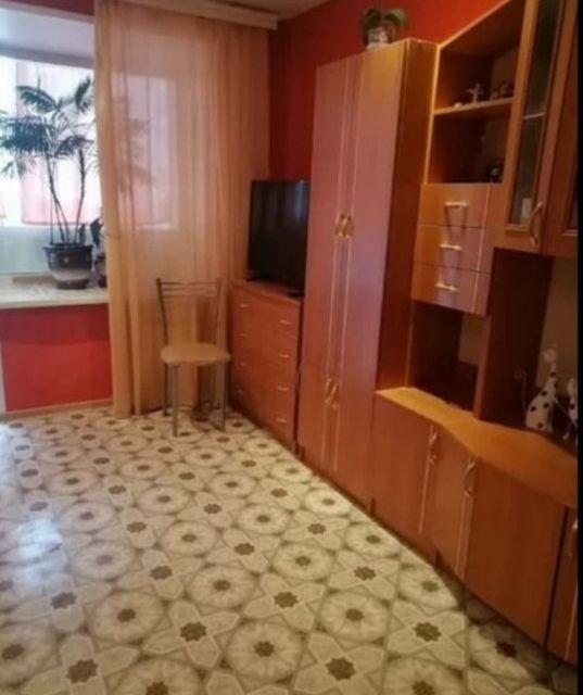 Продаётся 1-комнатная квартира, 35.6 м²