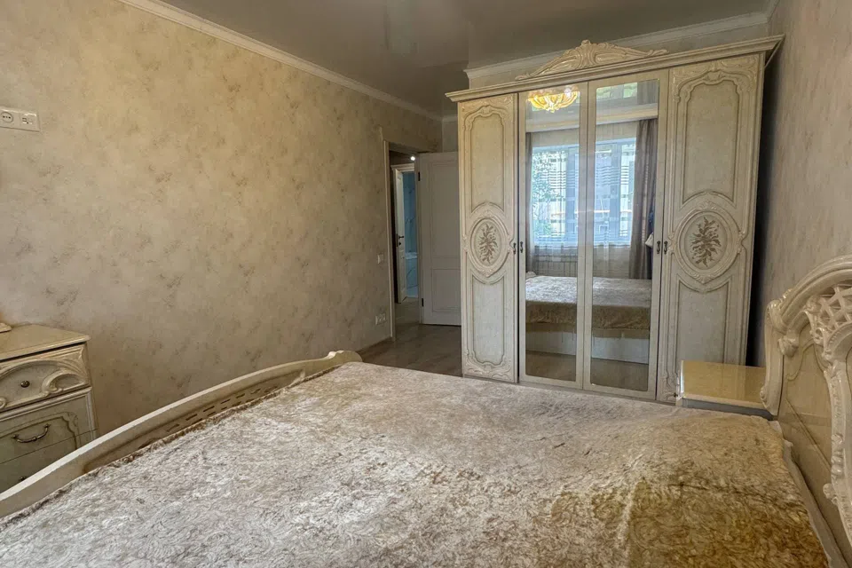 Продаётся 3-комнатная квартира, 60.9 м²