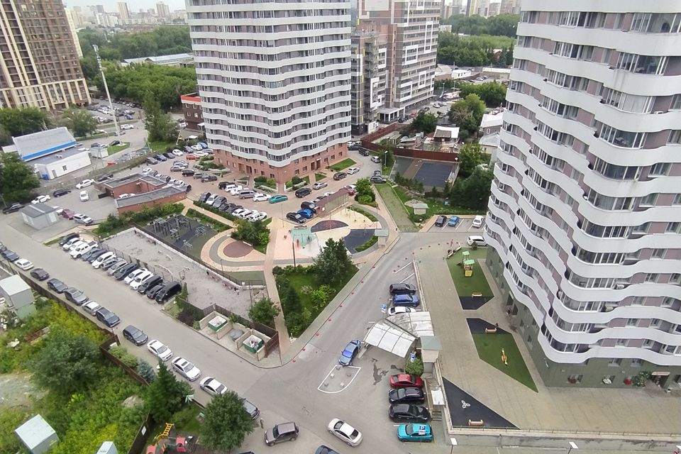 Продаётся 1-комнатная квартира, 42.3 м²