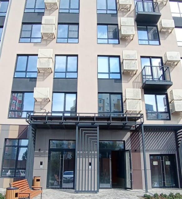 Продаётся 3-комнатная квартира, 69.57 м²