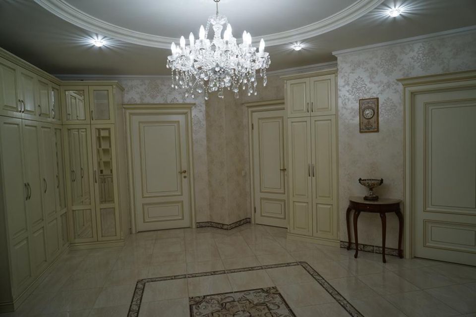 Продаётся 3-комнатная квартира, 102.8 м²