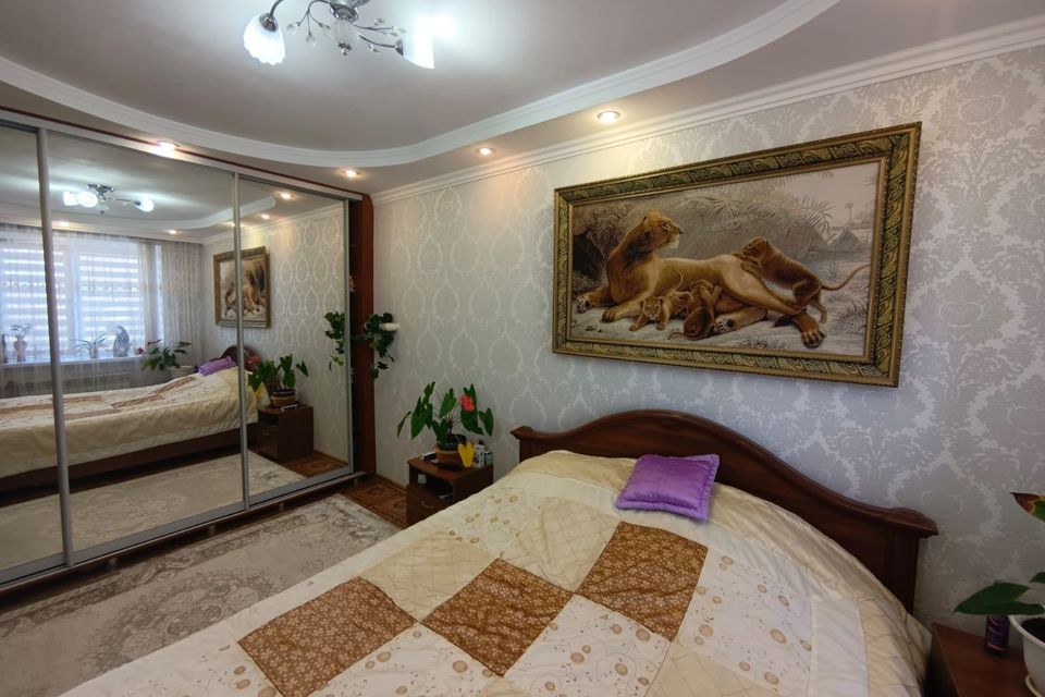 Продаётся 3-комнатная квартира, 52.9 м²