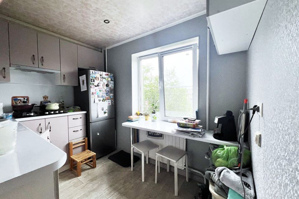 Продаётся 3-комнатная квартира, 55.8 м²