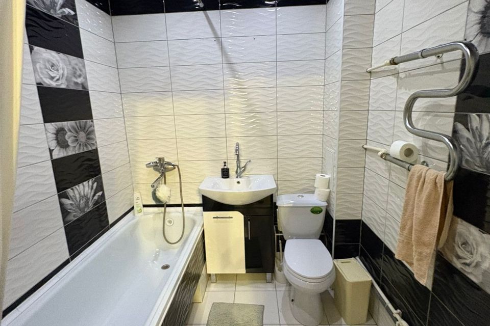 Продаётся 1-комнатная квартира, 42.4 м²