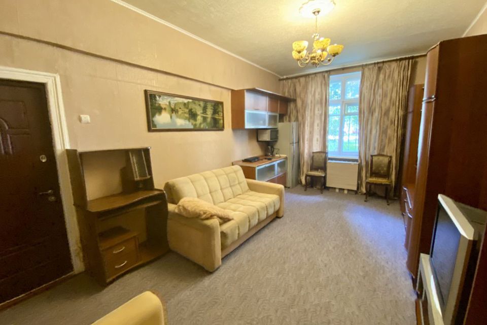 Продаётся комната в 4-комн. квартире, 73.4 м²