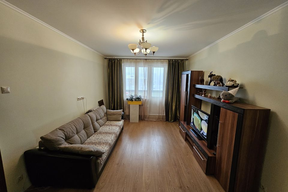 Продаётся 1-комнатная квартира, 38.3 м²