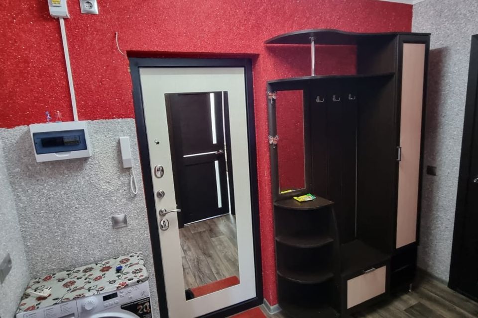 Продаётся 1-комнатная квартира, 35.8 м²