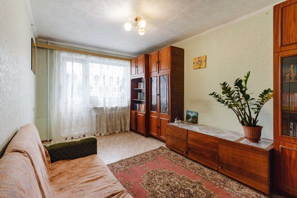 Продаётся 4-комнатная квартира, 75.6 м²