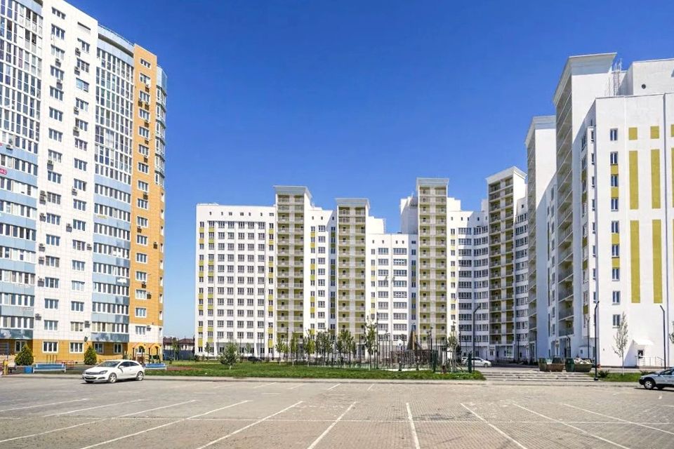 Продаётся 2-комнатная квартира, 65.7 м²