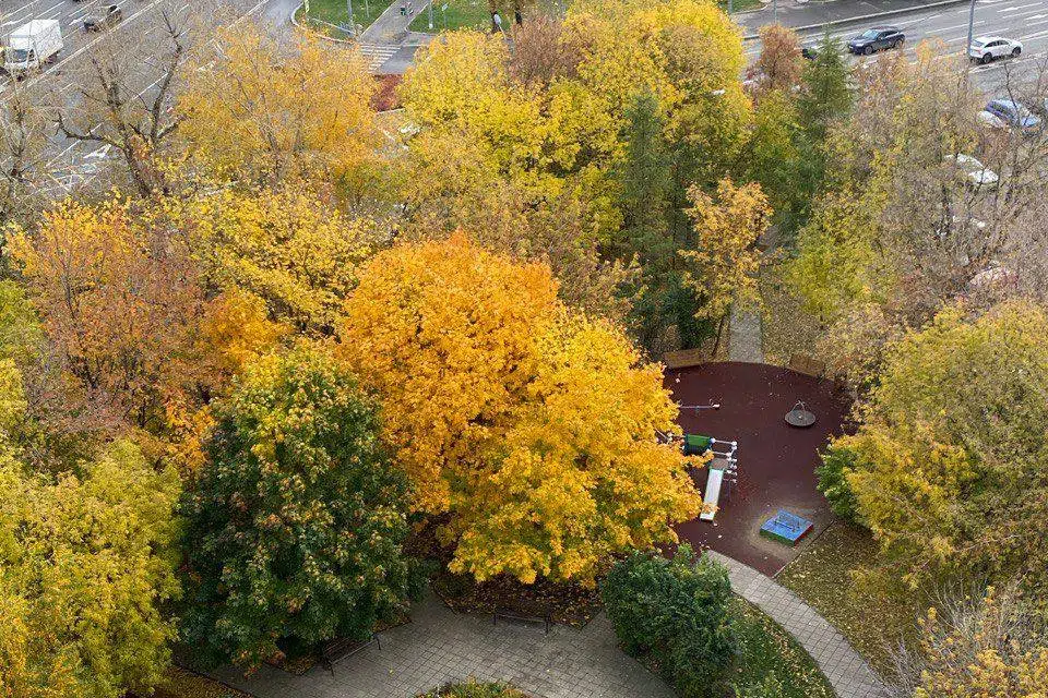 Продаётся 1-комнатная квартира, 49.2 м²