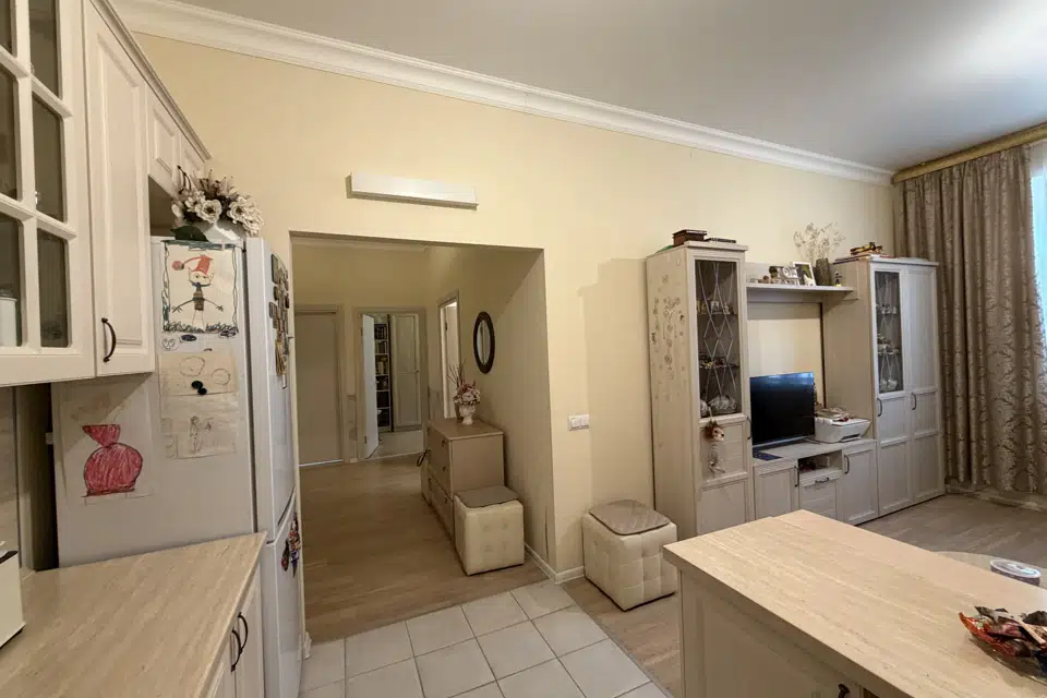 Продаётся 2-комнатная квартира, 60 м²