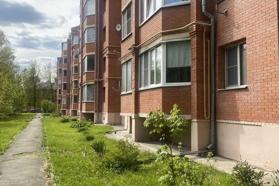 Сдаётся 2-комнатная квартира, 70.8 м²