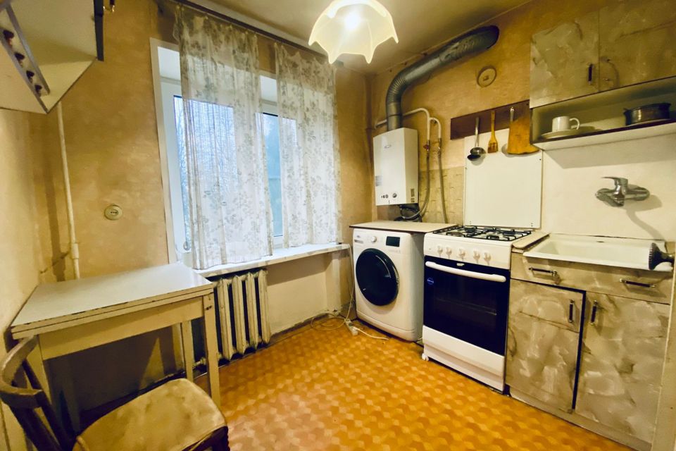 Продаётся 2-комнатная квартира, 41.8 м²