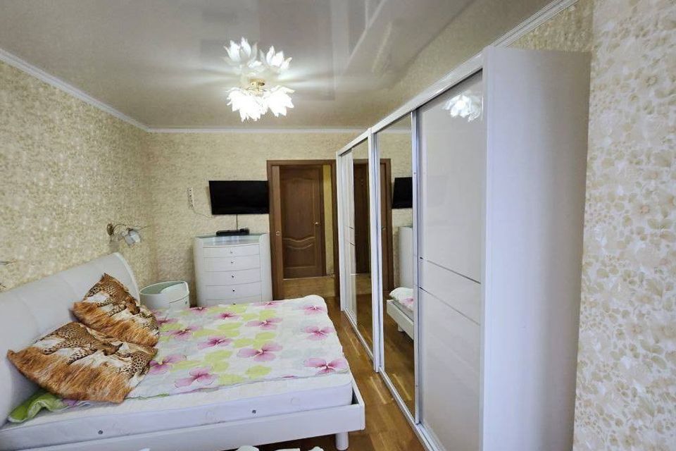 Продаётся 3-комнатная квартира, 60.8 м²