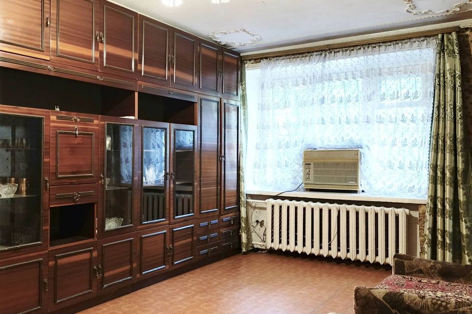 Продаётся 3-комнатная квартира, 51.2 м²